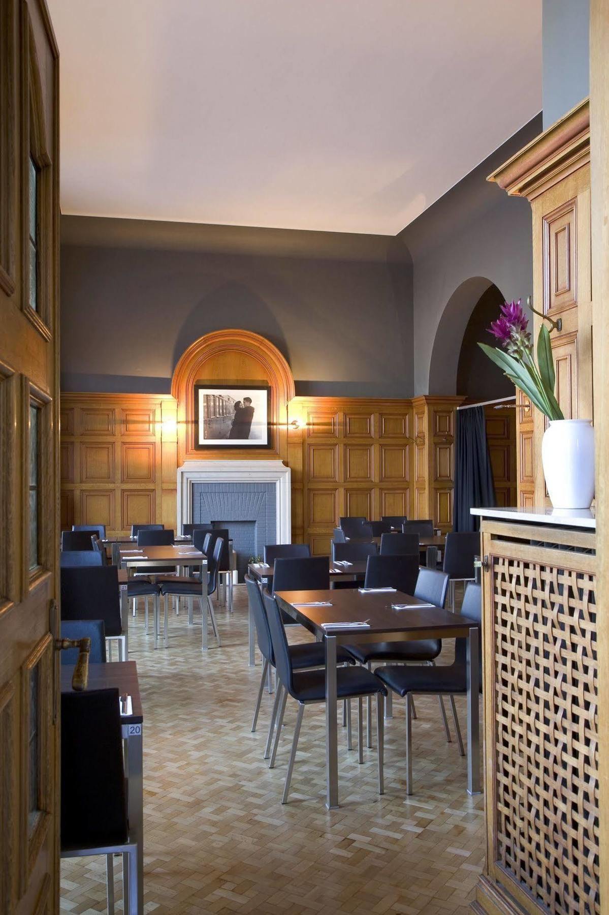 La Royale Hotel 2*